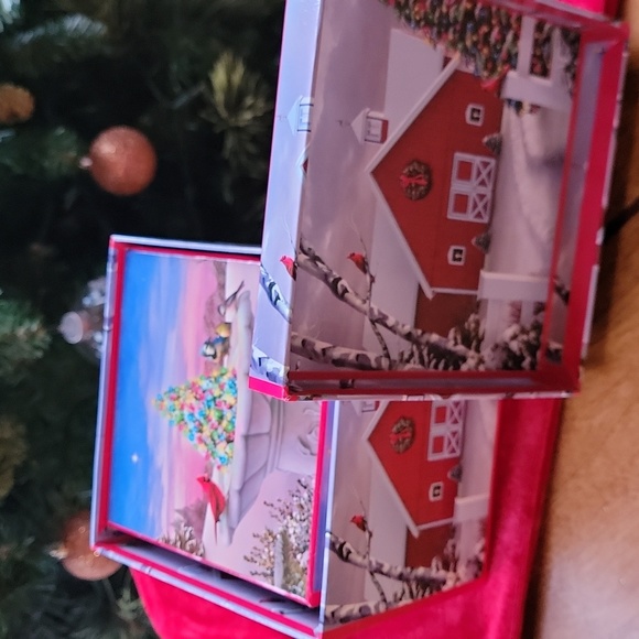 Holiday box inside a box inside a box! - Picture 5 of 6